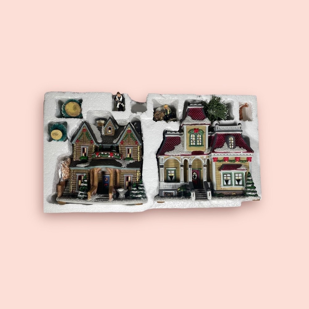 St. Nicholas Square Village 10 Piece Value Set Illuminated
